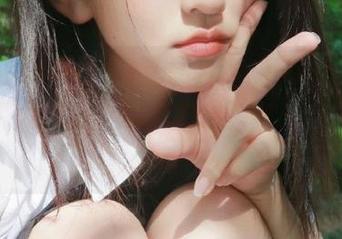 beautyleg – 精选图片：Cathy的水手服样式，古典与现代的完美融合，令人陶醉
