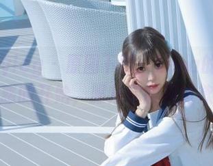 beautyleg – 原图下载：Lena的美足仅仅是诱惑的开始，服从你的视觉欲望吧！