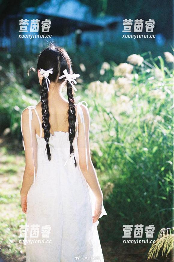 beautyleg - 观看“Miki天使”系列，感受她的写真图片带来的梦幻与现实交织