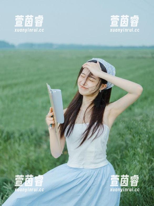beautyleg-PinQ beautyleg - 翻开PinQ的毛衣写真画册:免费资源助你打造独一无二的个人风格!