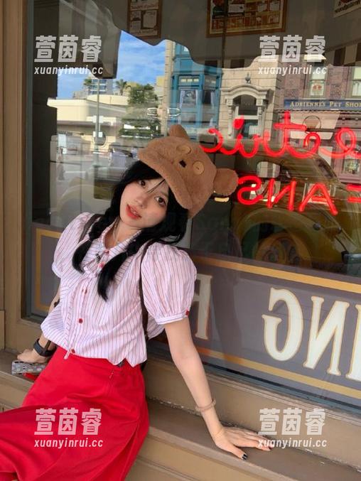 beautyleg-Sarah beautyleg - 请观看Sarah的粉色写真,在图片中寻找属于自己的浪漫