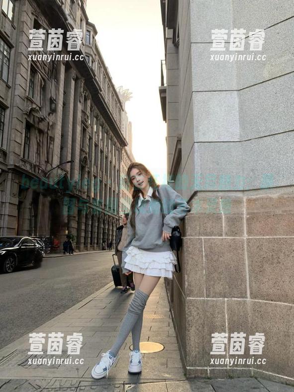beautyleg-赵芸 beautyleg - 赵芸红裙的无尽魅力:原图与套图呈现她的艺术灵感