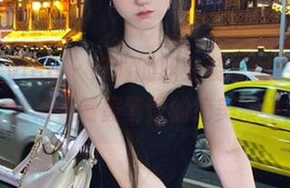 beautyleg – 好看的职业装套图更新来了，快来看看黄苇萱的绝美演绎！