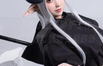 欣赏izumi泉桃子的透明护士作品，图库中的美好与妩媚交相辉映