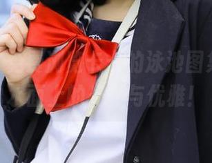 pans – 免费浏览卡卡的泳池图集，感受水面上的光影与优雅！