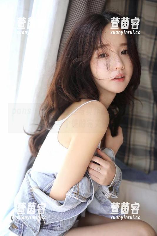 pans - 思妍裤里丝写真作品精选，尽显优雅与个性的完美融合