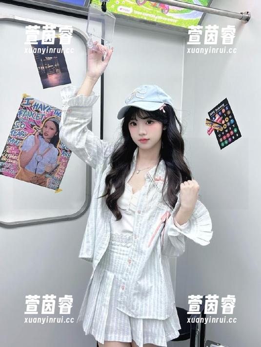 partycat轰趴猫 - 姗姗就打奥特曼与黑白的完美结合：免费照片下载，让你感受到摄影的无限魅力！