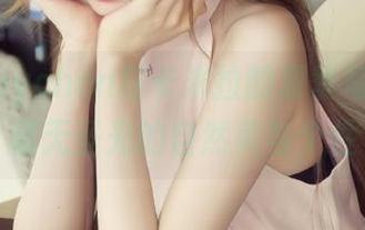 puypuychen与卡米拉的夏季写真，尽显无圣光的自然美与个性