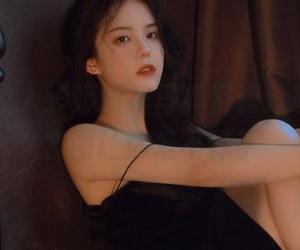丽柜 – 迷人婷婷短裙写真资源分享，梦幻套图让你爱不释手
