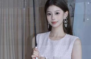 丽柜 – 王炜炜无圣光写真合集，剧情喜感爆棚，趣味不容错过！
