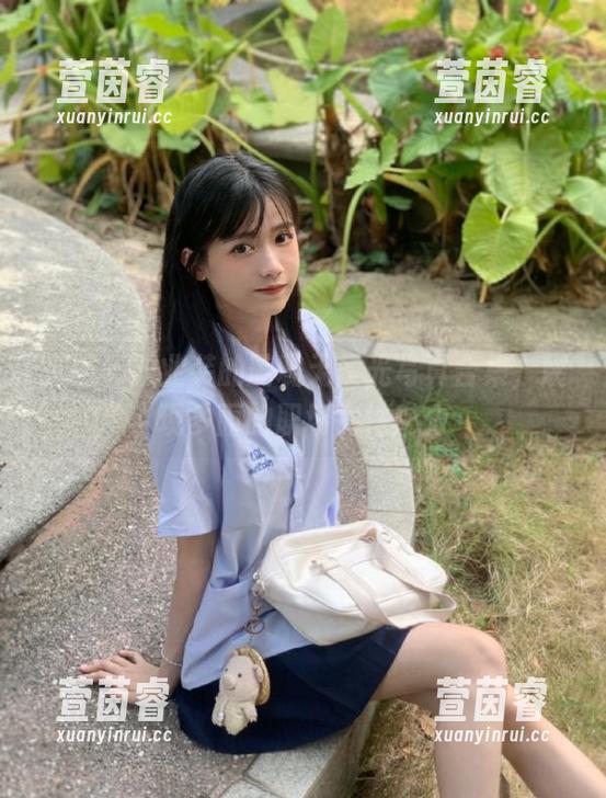 丽柜 - 职业装的璐璐无圣光写真合集，展现多面的职场女性魅力