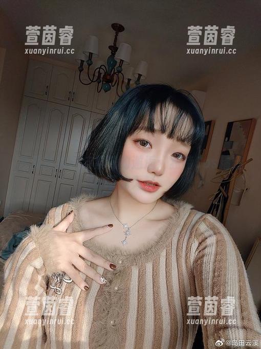 云溪溪奶桃与繁花的邂逅：独特Cos精选带你入梦