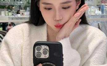 微密圈 – 探索“保守的二舅妈”的职业装风格，精彩套图分享不容错过！