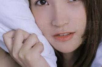 微密圈 – “保守的二舅妈”泳装写真，一份有趣的网盘下载等你尝试！
