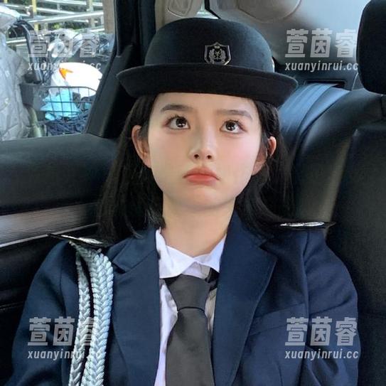 克拉女神 - 吕佳最新御姐作品，展现出女性力量与柔美的完美交融