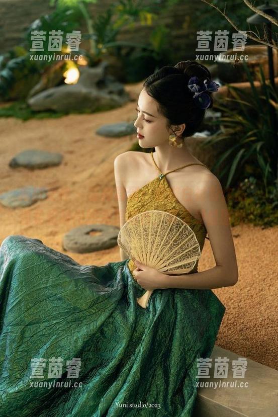 克拉女神 - 福利驾到：姜璐白衬衫作品，温柔和时尚的完美结合，真是受益匪浅！