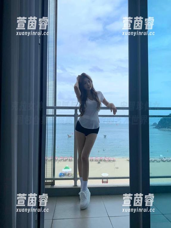克拉女神-宋智珍 克拉女神 - 细腻与优雅交织,宋智珍修女图包合集带你踏入梦幻般的艺术世界!