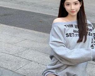 克拉女神 – 让“慕菲”的油亮图集带你走进光影的奇妙世界，更新不可错过！