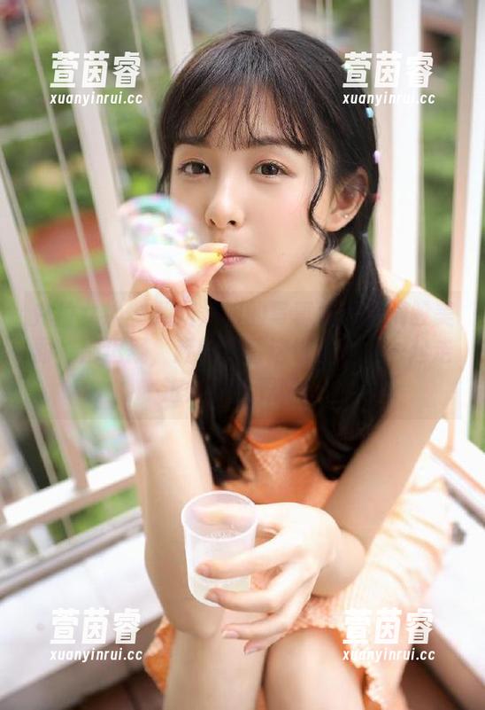 克拉女神-熙妍 克拉女神 - 熙妍姐姐的写真如同梦境般美丽,别迟疑,赶快观看这组原图,一起走进她的世界吧!