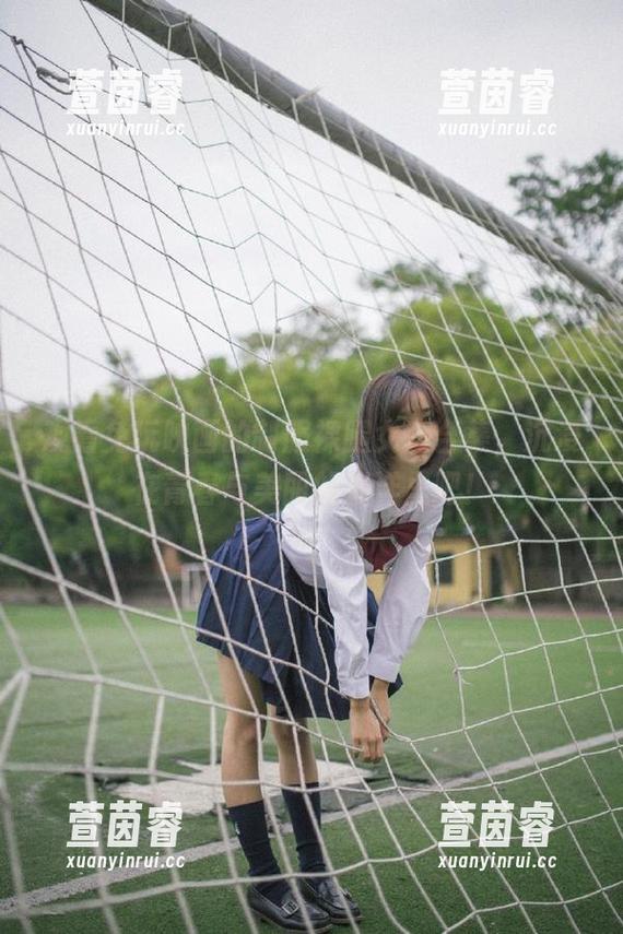 兔玩映画 观看兔玩映画的制服裸腿女孩合集,沉浸在青春与美丽的海洋里吧!