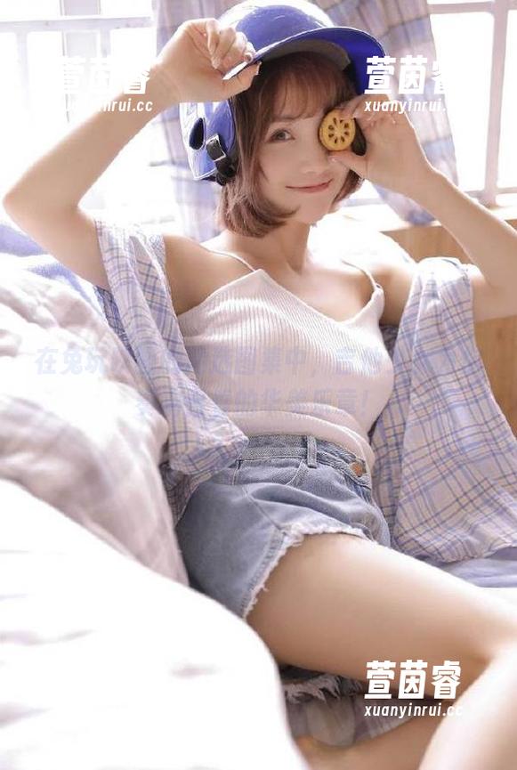 在兔玩映画的精选图集中，吉他少女为你奏响青春的华美乐章！