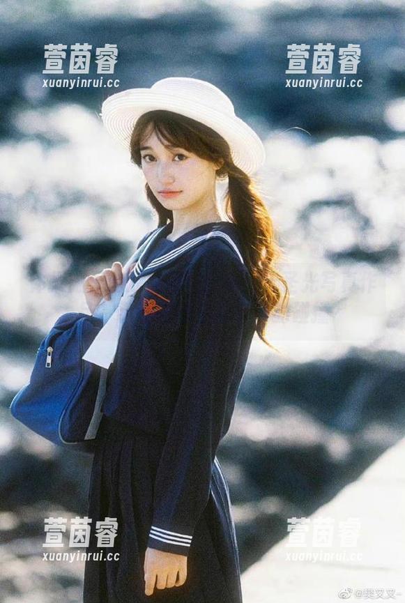 体操服里的凉凉子rioko：无圣光写真作品，带你感受运动与美的碰撞