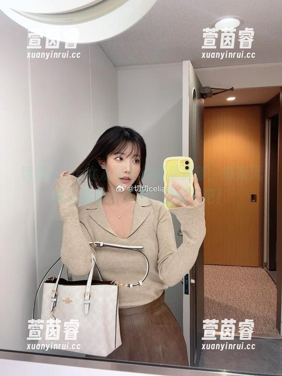 切切celia女友写真作品集更新，最新风格让你目不暇接，快来看吧！