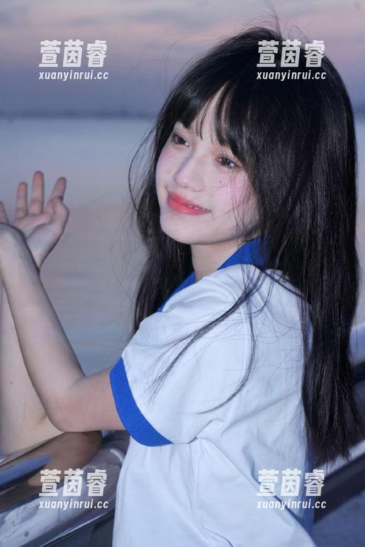 初夏女神 - 点点带你感受潮流风的壁纸合集：时尚与艺术的完美结合