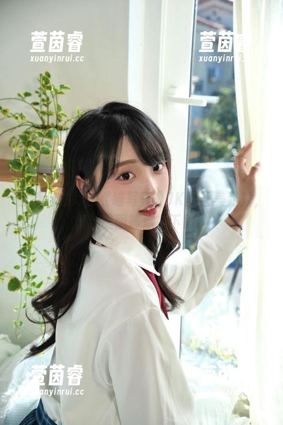喵写真 独特魅力尽在《喵写真》JK黑丝美足秀,极致美图等你来下载!