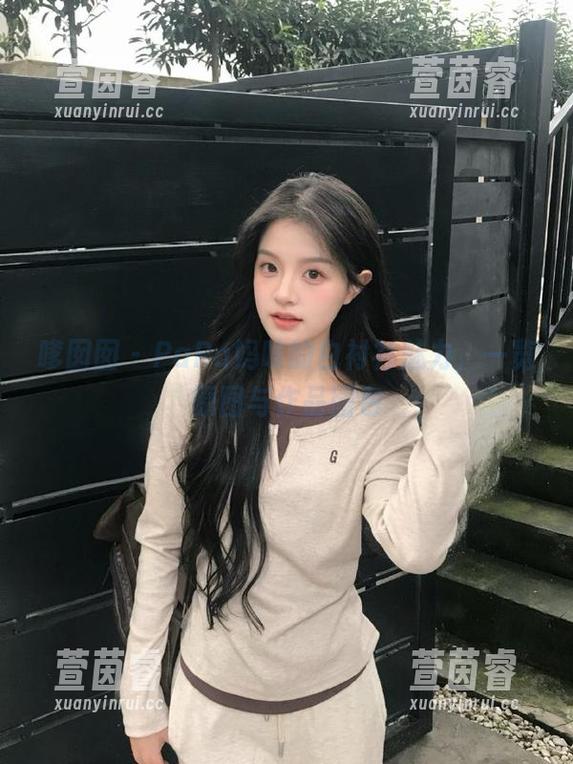 嗲囡囡-PaPa妈咪 嗲囡囡 - PaPa妈咪的白衬衫魅力,一览原图与作品图包