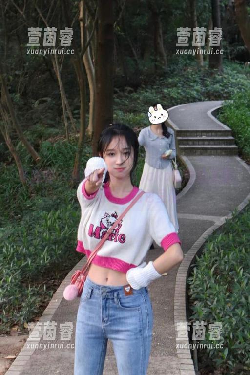 嗲囡囡-方绮言Ayaka 嗲囡囡 - 漫游方绮言Ayaka的粉色天堂:独家精选图包呈现