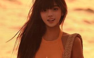嗲囡囡 – 感受欣欣Rubybaby水手服的魅力：每张写真图片都洋溢着少女的清新与活力