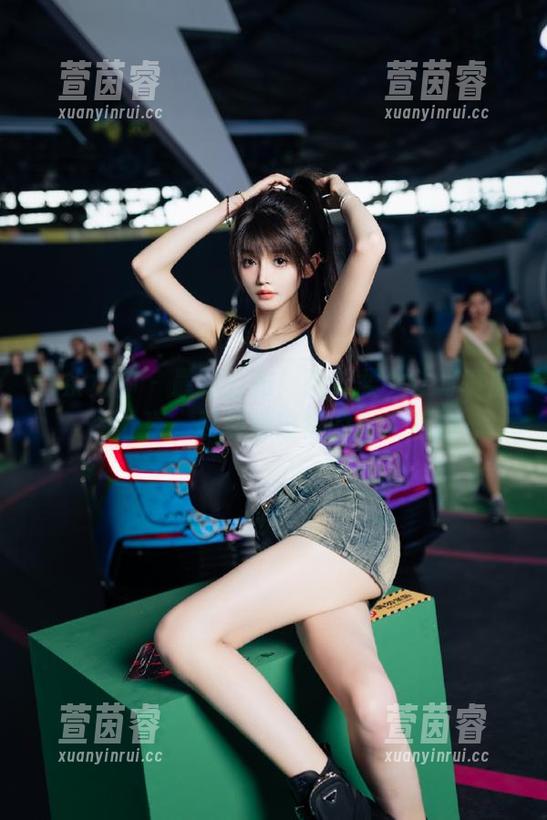 头条女神-张梓柔 头条女神 - 最新公布!张梓柔女仆写真原图分享,展现她独特的个人魅力