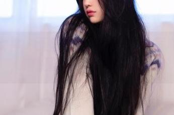 头条女神 – 张蓝欣吊带系列高清写真资源，捕捉青春气息的完美时刻