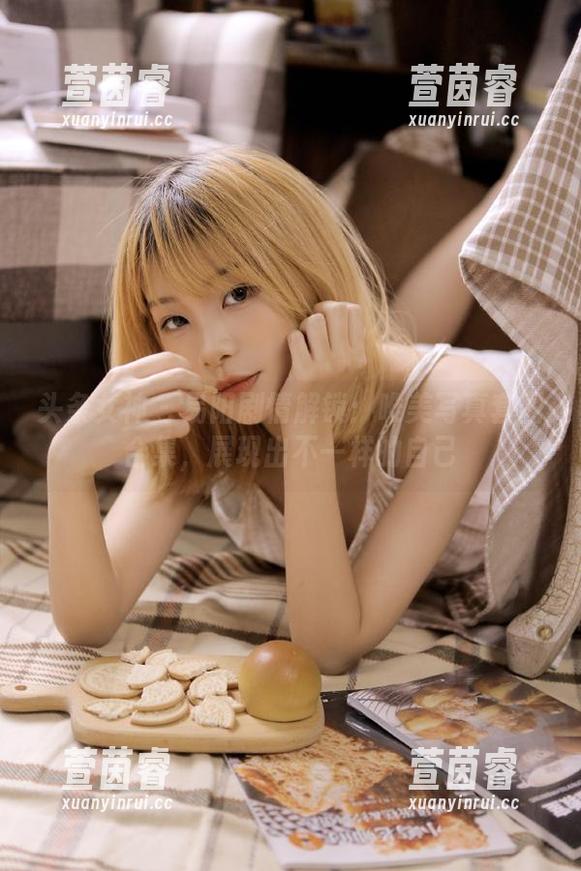 头条女神 - 易阳剧情解锁：唯美写真套图合集，展现出不一样的自己