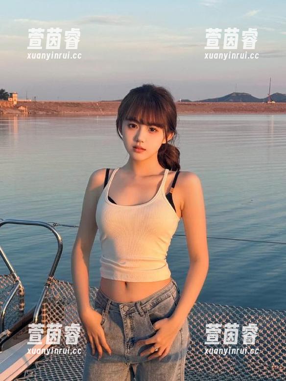 头条女神 - 全新作品发布：杨漫妮baby翘臀写真，热力四射的时尚表现
