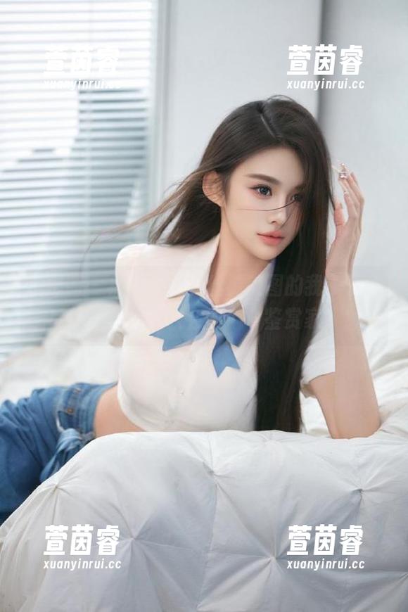 微密圈 - 痴迷于奶雯丝袜美图的我，下载后却发现自己只会做个“鉴赏家”！