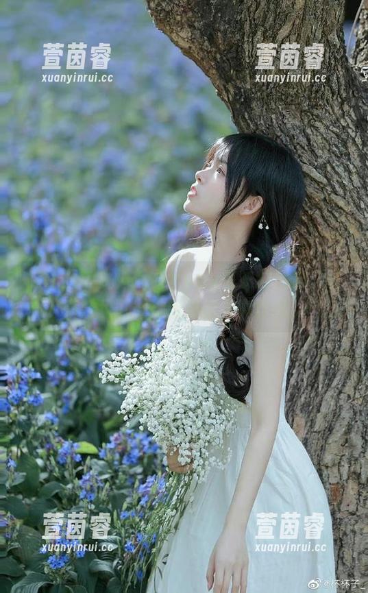 婉柔yyyy 微密圈 - 探索婉柔yyyy毛衣的魅力:快来网盘下载她的最新写真作品!