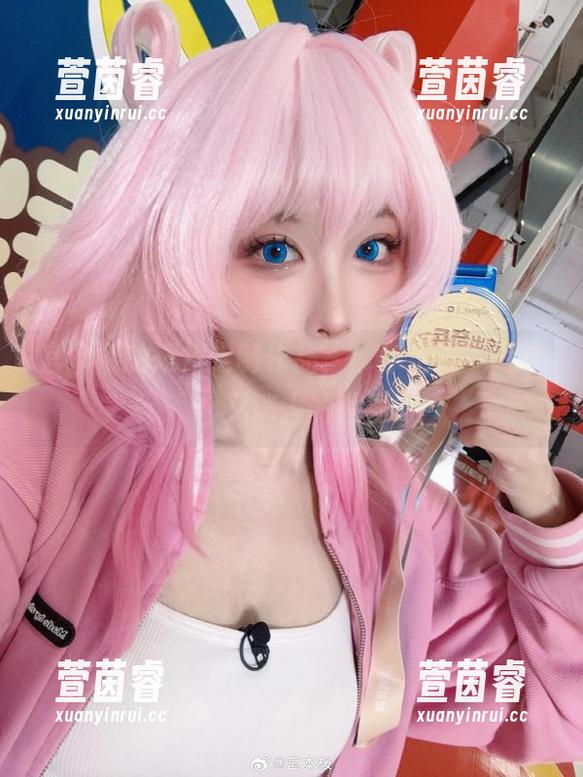 宫本樱的短裙定制作品，带你走进“短窘”又迷人的世界