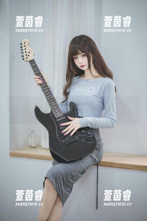 透视封疆疆v：分享她精彩的“透明”写真集与摄影理念