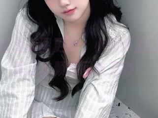 不容错过的美图更新，小和甜酒的和服写真让你频频回味无穷！