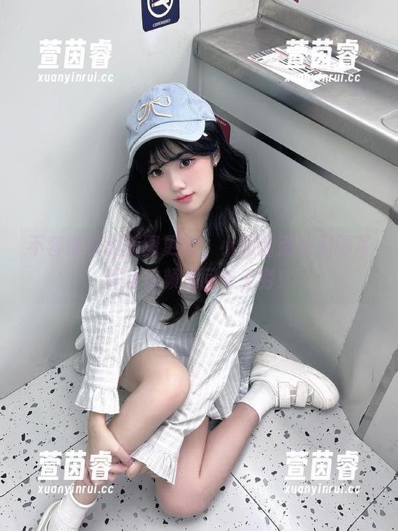 小和甜酒 不容错过的美图更新,小和甜酒的和服写真让你频频回味无穷!