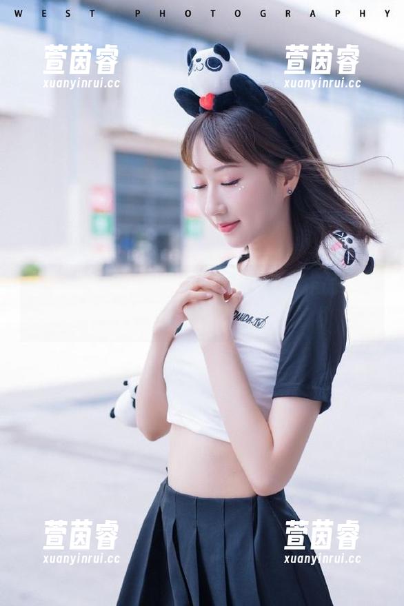 尤果网 - 在叶籽亿的全套牛仔裤作品中，找到属于你的夏日清新与时尚