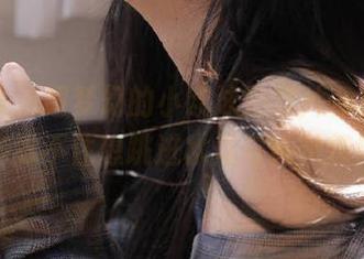 尤果网 – 超梦幻的小欧泳池照片合集，让你忍不住想跳进水里与她共舞！