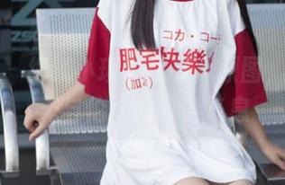尤果网 – 细腻小琪白裙写真原图，展现她无与伦比的青春气息
