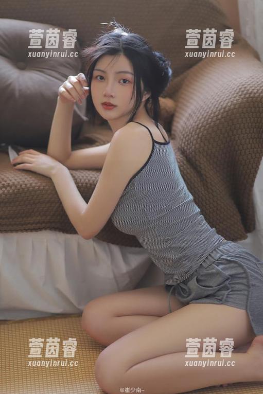 尤果网-杨乔之 尤果网 - 杨乔之最新毛衣写真原图,看看这绝妙的时尚,我是不是一名时尚博主的新星?