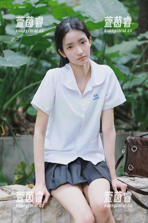 尤果网 - 精选金baby清纯写真集：怀旧风格下的青春印记与自然美