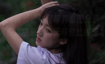 尤果网 – 陈梓涵浴缸写真套图分享，探索她如何在水中展现出无与伦比的艺术之美！