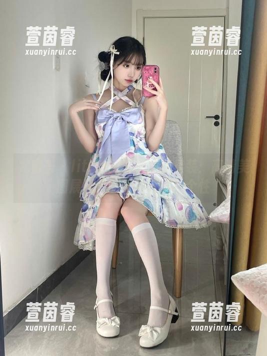 尤蜜荟-little贝壳 尤蜜荟 - little贝壳的潮流套装:高清美图展示她的时尚审美与个性