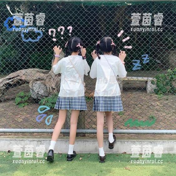 尤蜜荟 - 最新小海臀Rena美图集，白裙之下尽显青春与活力的魅力